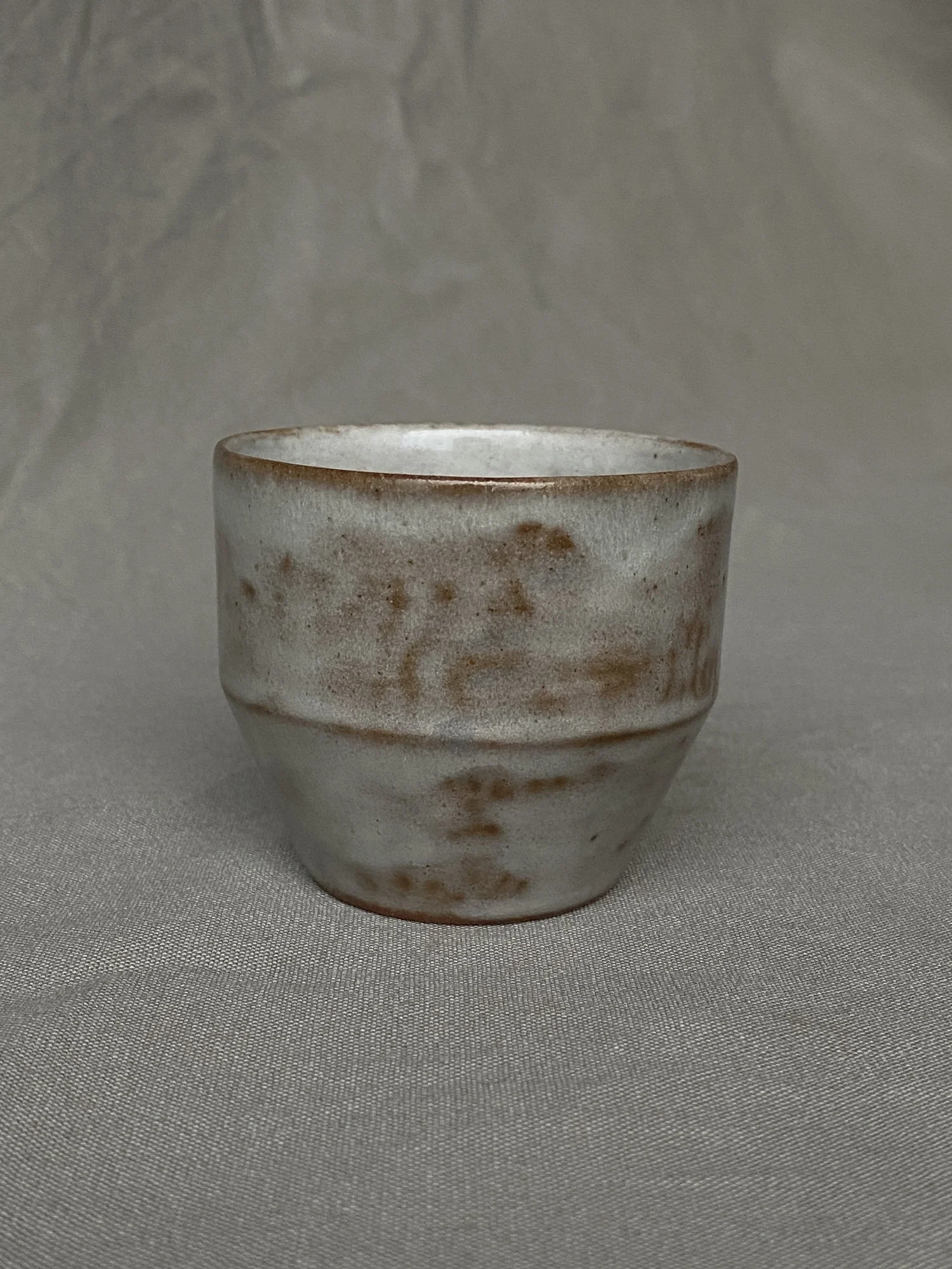 Brutal Tulip Espresso Cup — Light Grey Ash